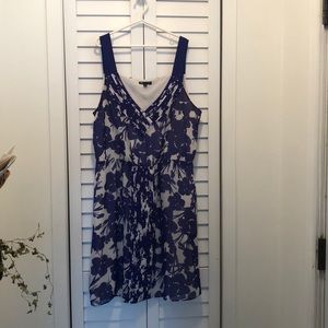 GAP blue floral sundress with pockets Size XL